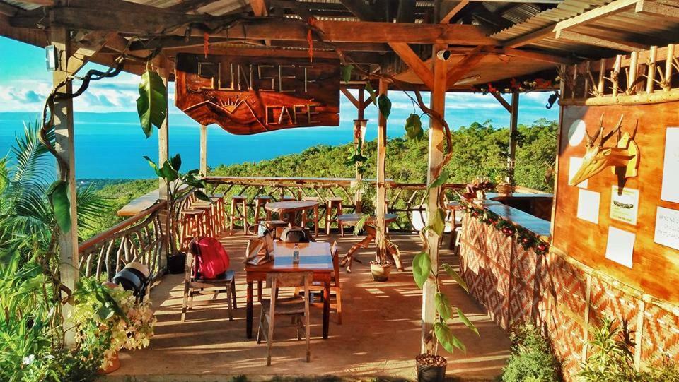 Kamp Aninipot Campsite Siquijor